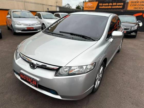 HONDA CIVIC 1.8 LXS 16V FLEX 4P AUTOMÁTICO HONDA CIVIC 1.8 LXS 16V FLEX 4P AUTOMÁTICO